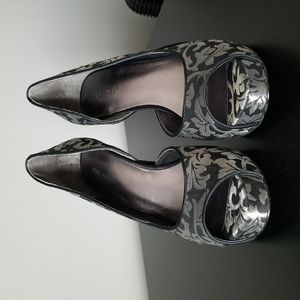 Nine West 4" Silver & Black platform heels